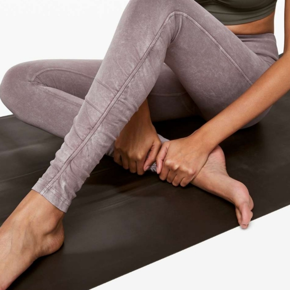 Lululemon Inner Glow Tight - Picture 2 of 4